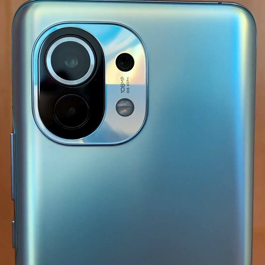 Our hands-on first impressions of Xiaomi's Mi 11 phone ahead of its global launch. | CNET