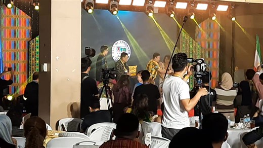 15 reactions | LOOK: Cotabato City Top 1 sa Economic Dynamism sa City category sa 4th Cities and Municipalities Competitiveness in BARMM. Pinangunahan ni Mayor Bruce Matabalao ang pagtanggap ng award. | DXMY 90.9 Cotabato | Facebook