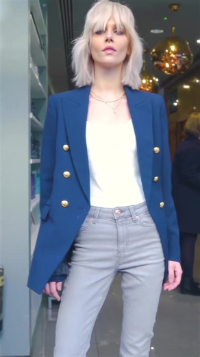 20 reactions | TRENDING : Platinum Blonde 懶 If it feels like...