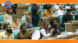 18 reactions | What goes into making a National Award-winning film? Debiprasad Lenka & Vishal Mourya, Directors of #Daman, reveal all on #FilmyKeeda! #DDMorningShow | Doordarshan National (DD1) | Facebook