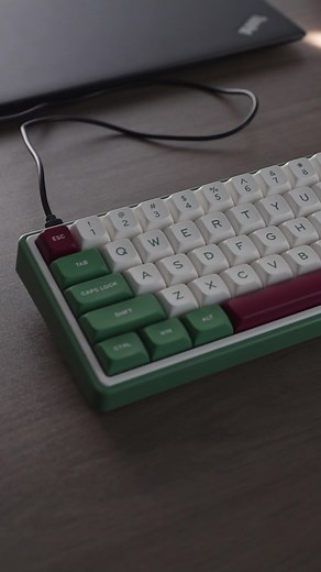 RK R65 Mechanical Keyboard Review: Brown vs Chartreuse Switch