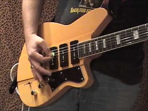 Reverend Warhawk II 390 electric guitar demo with Dr Z M-12 Combo (Clean Tone)