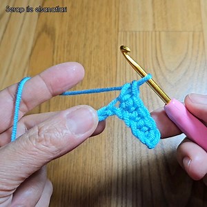 111 reactions · 18 shares | Easy to crochet knitting pattern cardigan vest bag | Serap ile elsanatlari | Facebook