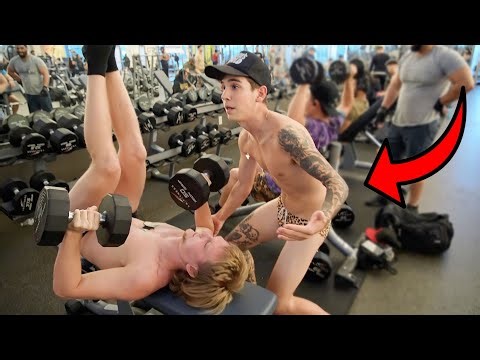 Wearing a Speedo in the Gym Prank!