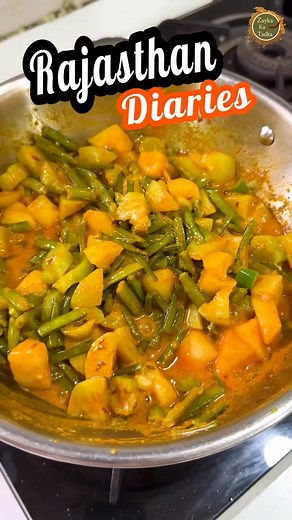 Traditional rich recipe for vegetarians - Jodhpur special - Rajasthan Diaries - spicy Mix veg sabji ( this is a 100 plus year old recipe made with local summer specific vegetables found in region around Jodhpur, Rajasthan ) - This recipe was shown to us by Anita Sharma ( a lovely mom who loves to cook) ! A must try with hot chapatis - too yum and spicy chatpati sabji #protein #veg #traditional #recipe #india #heritage #rajasthan #foodies #foodlovers #delhi #instagram #instagood #proteinrich #ind
