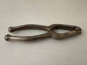 Vintage Metal Nut Cracker Hazelnut Crusher Collectible Kitchen Tool, Gift for Him, Her, Dad, Husband, Wife, Friend, Christmas, Birthday - Etsy