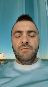 🚀 Lasă-mi un comentariu cu TRAINING și-ți trimit imediat training-ul meu de reprogramare mentala în privat. Singurul obstacol care te ține pe loc din a trăi viața pe care o vrei e mintea ta… Mintea ta SĂRACĂ. Când tu spui și gândești lucruri ca… Nu sunt destul de bun, nu sunt destul de deștept, nu îmi permit, nu se poate, oamenii bogați sunt hoți, etc… Vei ATRAGE exact această realitate în viața ta. Și eu aveam o minte săracă înainte să încep să lucrez cu tehnici de reprogramare mentală pe care