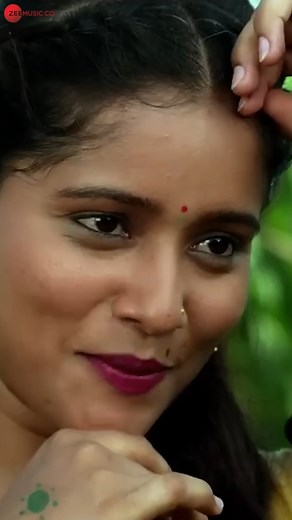 #MiBavariBavari #Ibhrat #BelaShende #ShilpaThakre #MarathiSong #1MinMusic | Zee Music Marathi