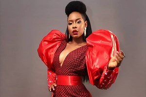 Yemi Alade : le nouveau look renversant de la chanteuse fait réagir - YOP L-FRII