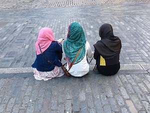 Advocates Rally Around Afghan Girls' Robotics Team Denied Travel Visas to US