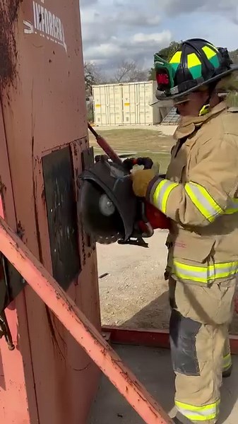 🔥👩‍🚒👨‍🚒 Fire Academy Class #11 sharpening their skills with forcible entry saws! 🚒🪚🔐 Training hard for preparedness and safety! #FireAcademy #TrainingDay #ForcibleEntry #SafetyFirst 🚨🔥💪 | Georgetown Texas Fire Department