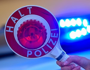 Rollerfahrer (20) erwartet nach Verfolgungsfahrt in Kraiburg größeres Strafverfahren