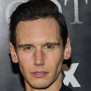 Cory Michael Smith Girlfriend 2026: Dating History & Exes - CelebsCouples