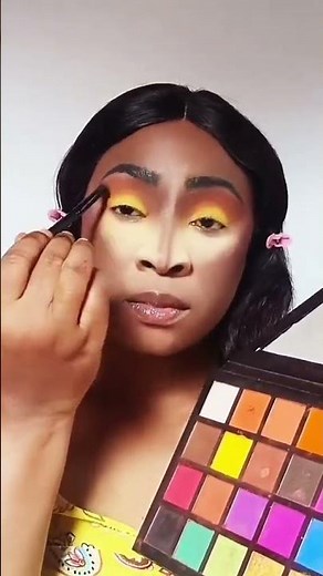 simple cut crease eyeshadow tutorial