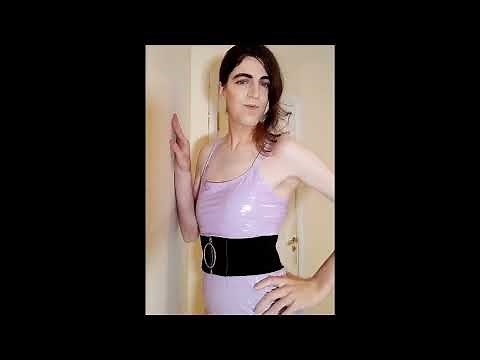 PVC Perfection: Watch Crossdresser Michelle Diaz Slay in Style!