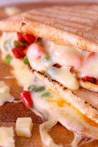 Vegetarian pita sandwich