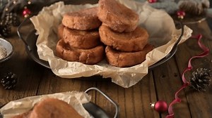Traditionelle portugiesische Weihnachten Rabanadas. Spanischer Torrijas: Stockvideos & Filmmaterial (100 % lizenzfrei) 3394861251 | Shutterstock