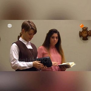 Bad Habits, Holy Orders: kruisje slaan voor beginners... . #badhabitsholyorders #badhabits #holyorders #screenshotcomedy #funnyedits | Creatiffdutch