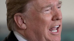 Trump dishes out one-liners at Gridiron dinner