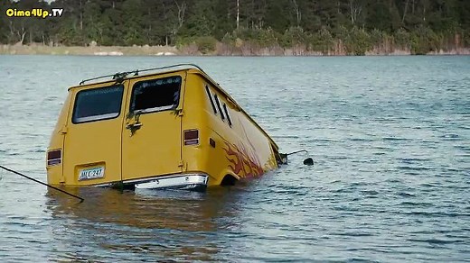 Piranha.3DD.2012.720p.BluRay.Cima4Up.tv