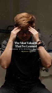 When designing a kitchen, balance is key. Your countertop, cabinets, and finishes should be tough enough for everyday routines yet beautiful enough to inspire you every time you step in. As Edison always says, “Choose what works for you, not the other way around.” Make your kitchen uniquely yours! . 📅 Join us on December 28, 2024, at Galleria Avenue, Petaling Jaya! 🔗 Seats are limited—secure your spot now! Tap the link to register. https://forms.gle/H3MbHMNFndREH6ov7 #kitchenmaker #kitchencabi