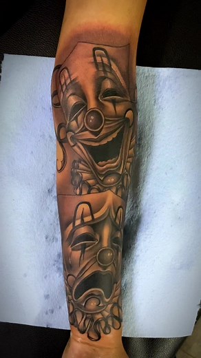 Tatuajes Cholos en el Brazo: Estilo y Significado