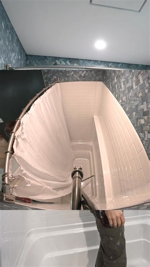 Curved shower rod 🔥🔥 #DIY #shower #bathroomremodel #homeimprovement #bathroomdesign #bathroomremodelingteacher #freestuff #NASCAR #NFLSunday #freeitems #TransportationProvided #freetogoodhome #FitnessEquipment #curbsidepickup #trading #sticker #fblifestylee | Bathroom Remodelingteacher