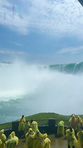 Shower in the sunshine and the mist of Niagara Falls 🌊 | Niagara Action