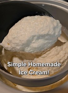 🍦🍨Easy Homemade Vanilla Ice Cream! Only Only 5 Ingredients! 1 1/2 Cups Heavy Cream 1 1/2 Cups Whole Milk 2/3 Cup Sugar 2 1/2 Teaspoons Vanilla Extract 1/8 Teaspoon Sea Salt Mix together and put in freezer for 3 hours. Then pour into prepared ice cream machine! We used a Cuisinart ice cream maker where we had to freeze the bowl before using. Be sure to read instructions on your machine before use! | Amy's Magic & Miles Travel Blog