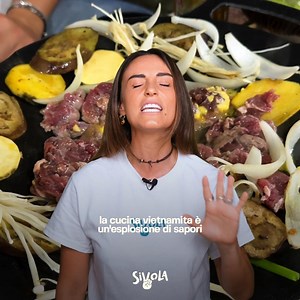 954 reactions · 14 shares | SiVola in Vietnam✌️ Un posto magico, tutto da scoprire!  Navigheremo sul Mekong 量Trekking fra le risaie di SaPa  Tra street food, mercati galleggianti e famiglie locali 16 giorni tra Natura, cultura e posti incredibili Un viaggio autentico, ricco di esperienze che ti resteranno nel cuore ❤️ Il Volo è Sempre Incluso! Clicca qui sotto e prenota un'avventura pazzesca https://www.sivola.it/viaggi/vietnam-on-the-road | SiVola | Facebook