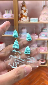 6.5K views · 128 reactions | Meringue Christmas Tree cookies are easy...
