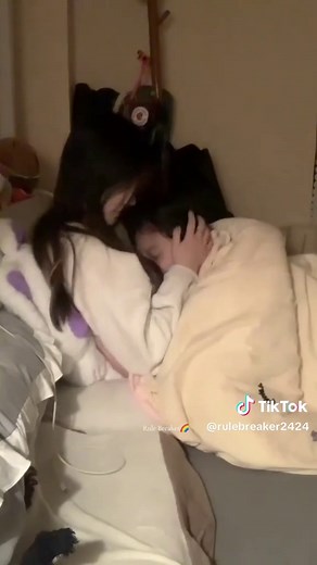 Celebrating Love: Chinese Lesbian Couples in Focus