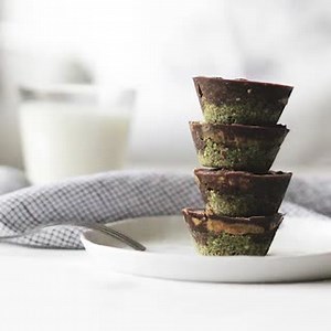 Having a chocolate craving? Reach for these healthy No-Bake Chlorella...