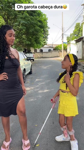 Garota Cabeça Dura: Dançando com Mãe no Aniversário