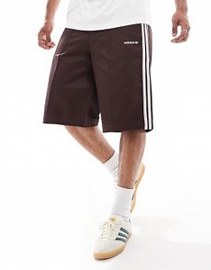 adidas Original – Bermudashorts im 80er-Stil in Schattenbraun mit 11 Zoll Schrittlänge | ASOS