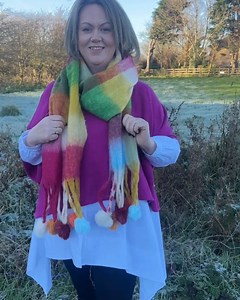 Cozy vibes and playful pom poms! This scarf is the perfect accessory to keep you warm and stylish all winter long. ❄️泥 #ScarfLove #PomPomPerfection #style #fashion #smallbussines #plussizefashion #smallbusiness #smallbussinessuk #roomlytham #plussize | Room Lytham | Facebook