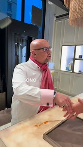 18K views · 93 reactions | Il Dottor Giovannelli mi ha fatto una richiesta strana, 20 anni è una finestra temporale lunga quindi ho accettato 藍 #reseller #orologio #watch #audemarspiguet #milano | Tony Parise | Facebook