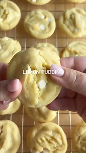 These lemon pudding cookies are so frickin’ good! They’d be perfect for a baby shower or backyard picnic this summer 🍋 Ingredients: 3/4 cup unsalted butter, room temperature 1 cup granulated white sugar 1 large egg 1 tsp pure vanilla extract 1 2/3 cup all-purpose flour 1 small @jello 3.4 oz box lemon instant pudding mix 1 tsp baking soda 1/2 tsp salt 1 cup white chocolate chips 1/2 cup macadamia nuts chopped, optional Yellow food coloring, optional Comment “lemon” and I’ll send ya the full reci