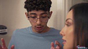 Stepmother Needs A Creampie - Jennifer White