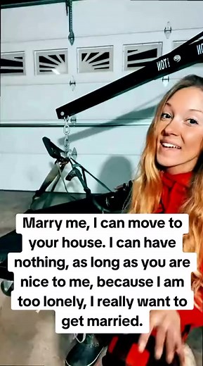 I'm single women #usa #usatoday #usagirl #singlemom #single #dating | Camila Lopez