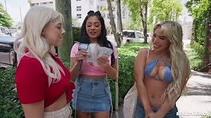 Moneytalks Full Throttle Show Me Your Pussy