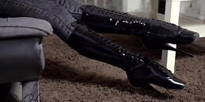 Alexandra Potter in latex and jeans