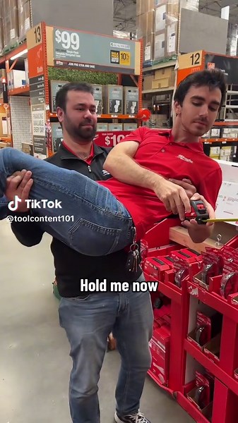 Milwaukee Tape Measure: Long Reach and Magnetic Features