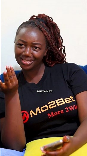 WHY ARE GIRLS LIKE THIS😂😂😂