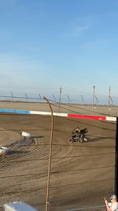 Hot Laps and Qualifying are complete here at Kern County Raceway! The #21 went 6th quick in our group, lining us up to start 2nd in our Heat race up next. | Tanner Holmes