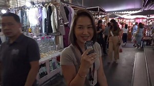 What do older Thai women like to do at lunchtime #thaifood, #thaigirl, #girls, #valentine, #tea, #padthai, #pad. #Thailand, #Bangkok, #Asia, #Phuket, #Thailandtravel, #Pattaya. | Thai vibes vlog