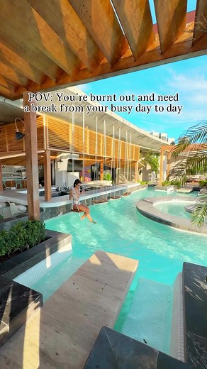 🏝️Adults-Only Luxury Hotel in Mexico 🧖‍♀️ ⛱️ @thompsonplayadelcarmen in @playadelcarmen_ completely exceeded my expectations. I needed a getaway where I could completely unplug from my phone and I couldn’t have picked a better hotel! You can enjoy: 🌅360 degree views of the stunning coast 👙a block-long infinity pool 🫧Super fun social events 🍸Delicious on-site restaurants 🏝️Laying on the sandy beach 📍It’s prime location in between tons of shops and iconic attractions like the Mayan ruins m