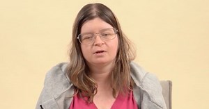 "J'ai failli mettre fin à ma vie" : convertie à l'Islam, Amandine du 38 donne de ses nouvelles et confesse avoir pensé au suic*de