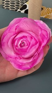 Beautiful Paper Flowers! | Crafty Panda