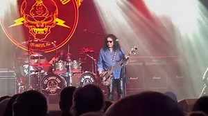 The Gene Simmons Band in Huntington, NY performing the deep cut “Charisma” from the KISS album Dynasty. #genesimmons #Dynasty #charisma | The Rock Experience with Mike Brunn